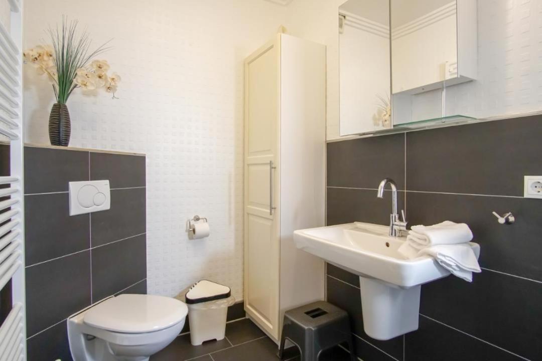 Strandhotel-Heiligenhafen-Wohnung-120-Wellenreiter-Typ-Ii Extérieur photo
